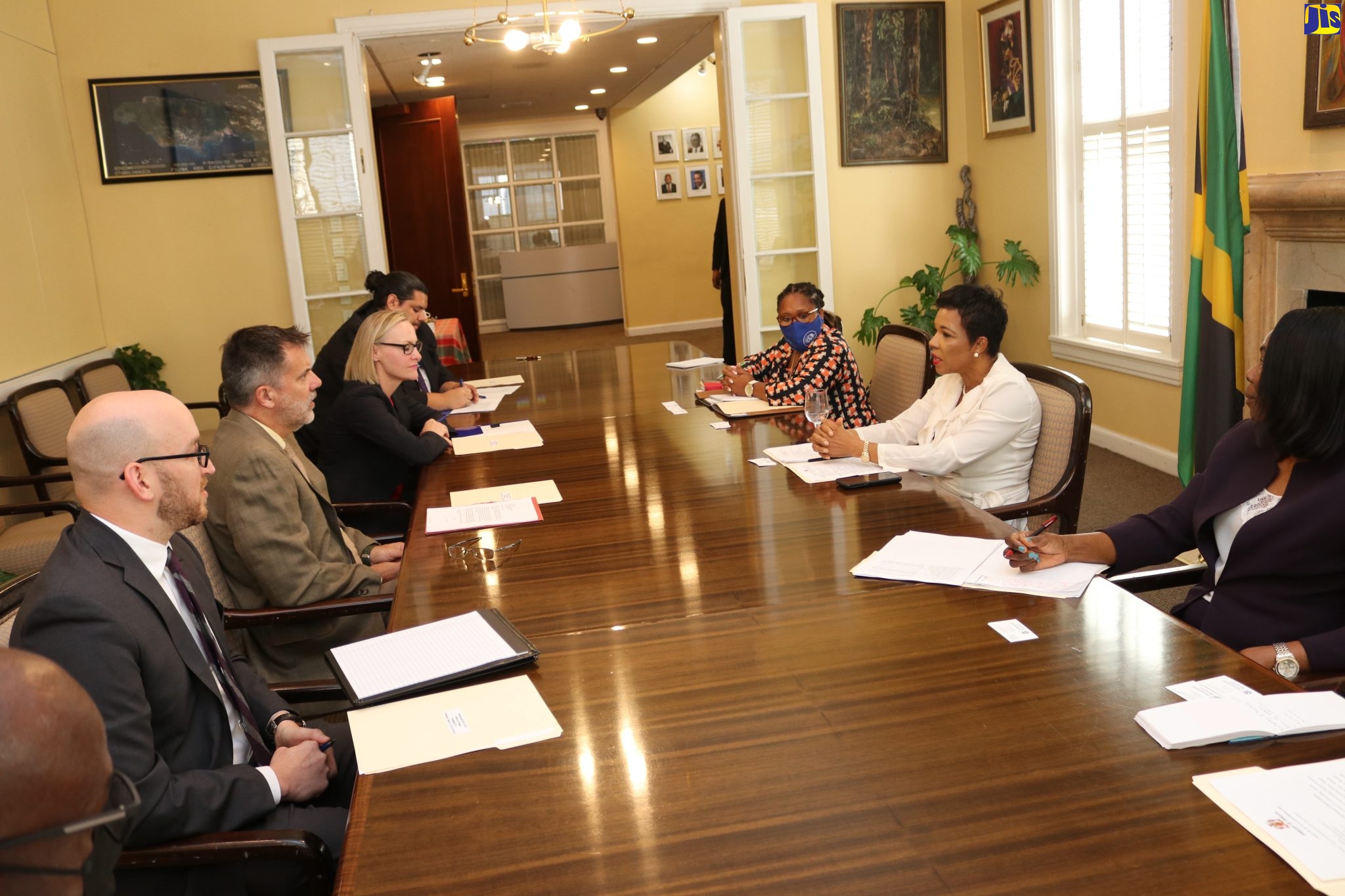 PHOTOS: Ambassador Audrey Marks Meets with US State Department Officials