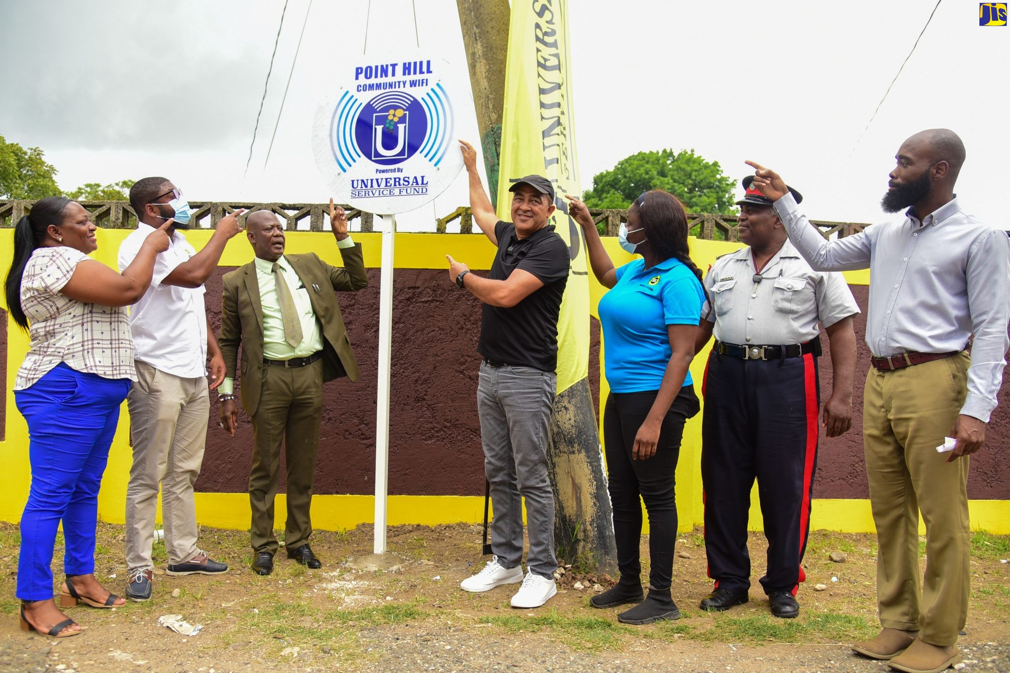 Point Hill Residents Get Free Wi-Fi