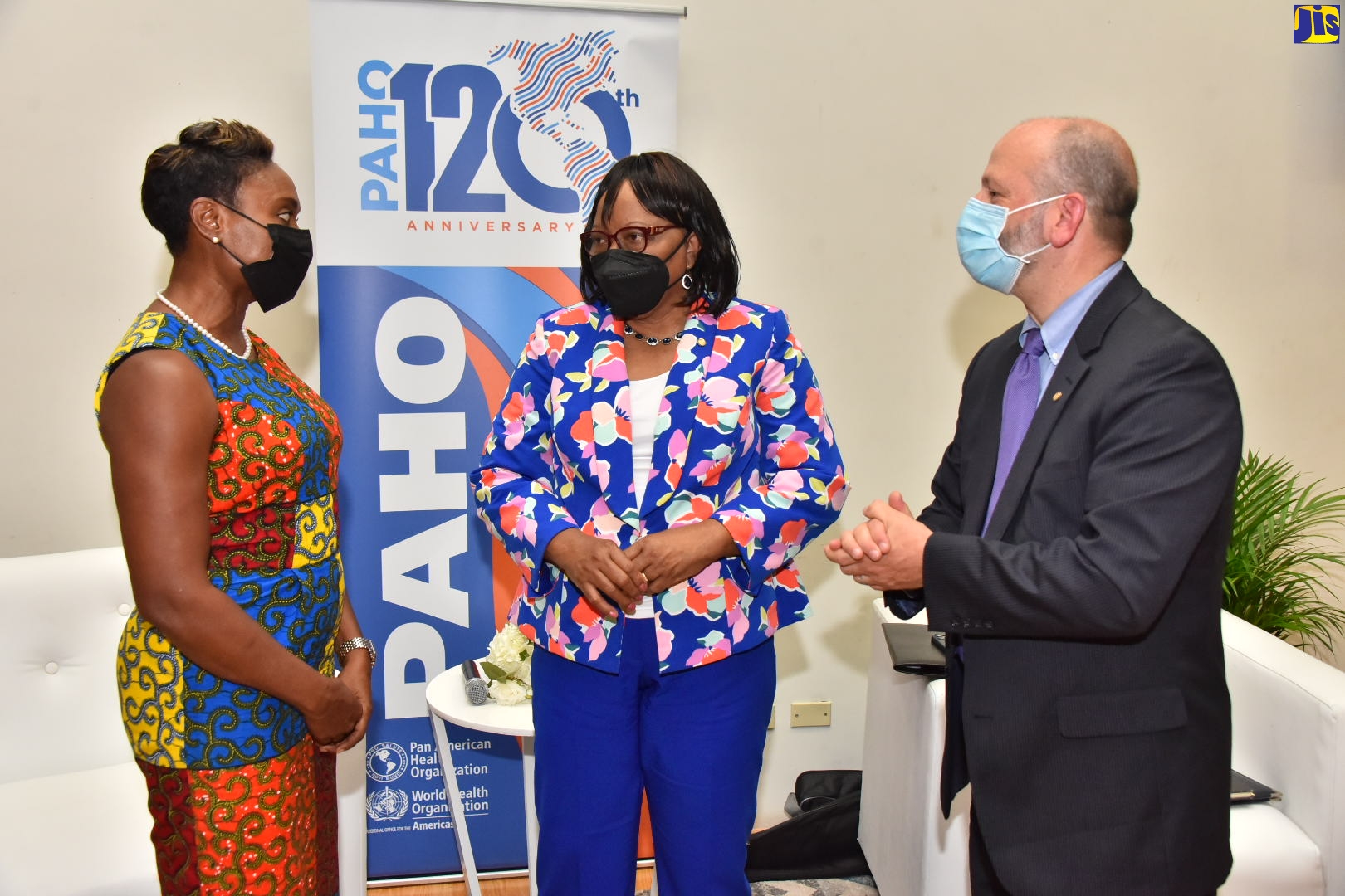 Future Doctors Urged to Be Compassionate