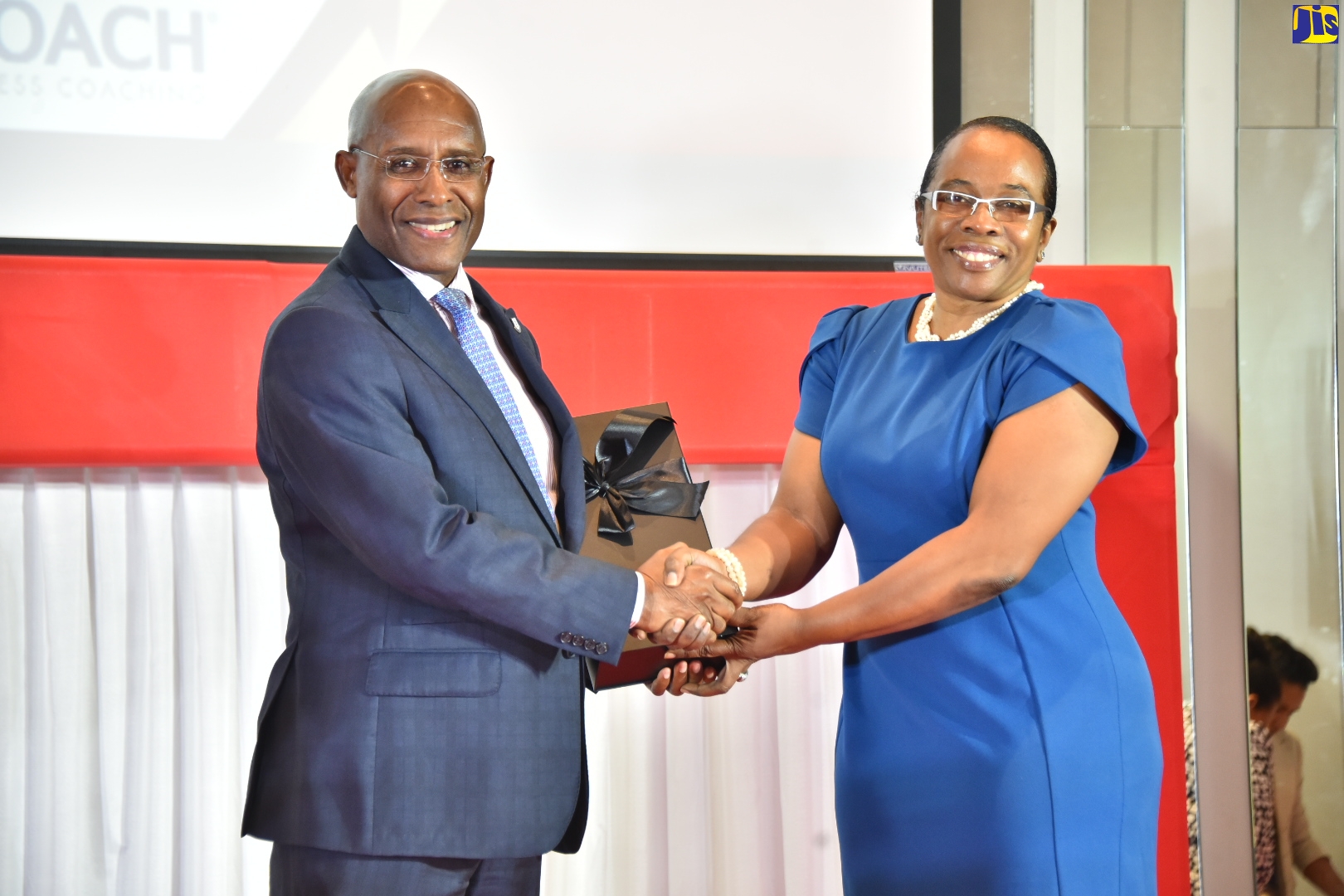 Top SMEs in Scotiabank Vision Achiever Programme Rewarded