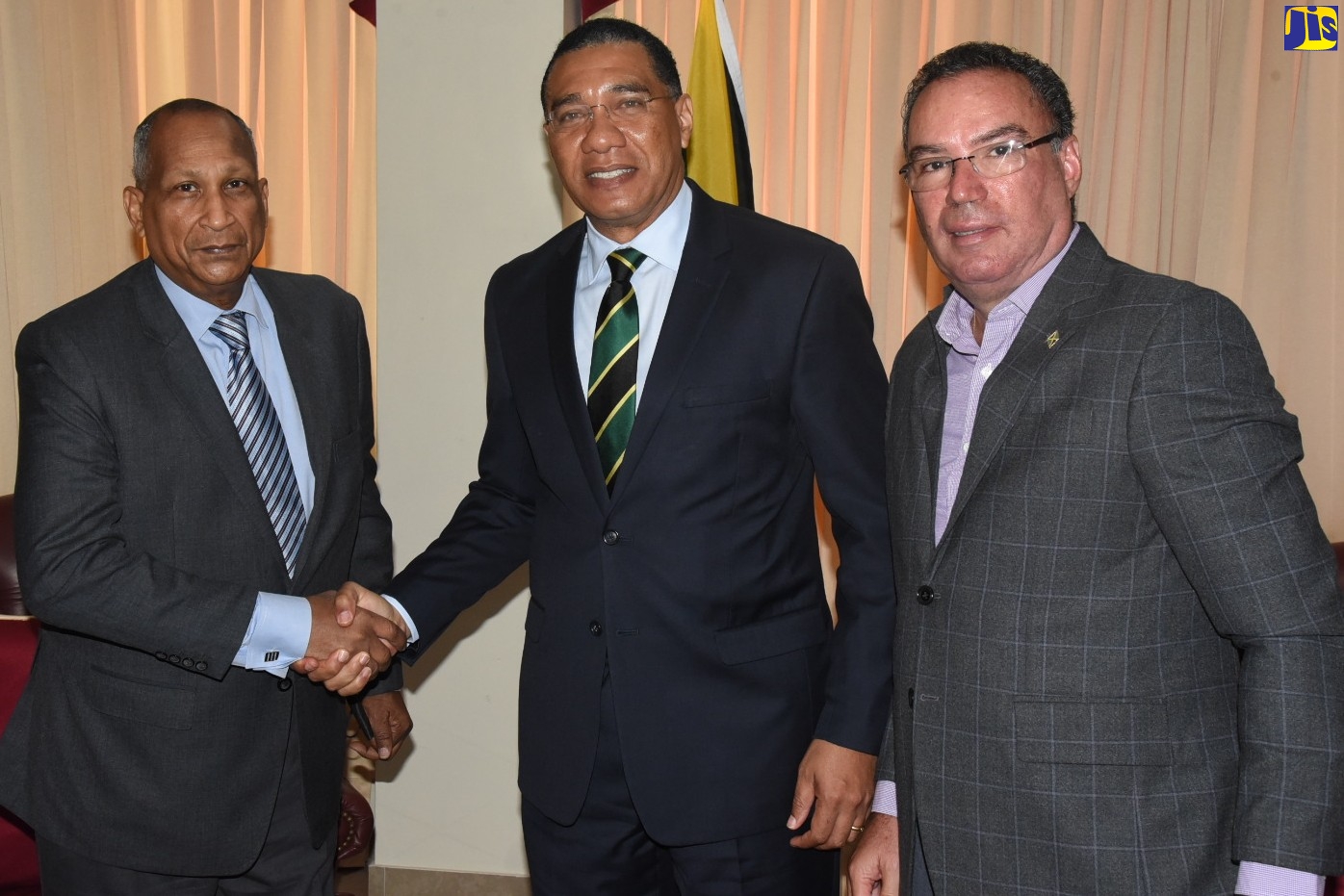 PHOTOS: PM Receives Courtesy Call from Howard Shearer