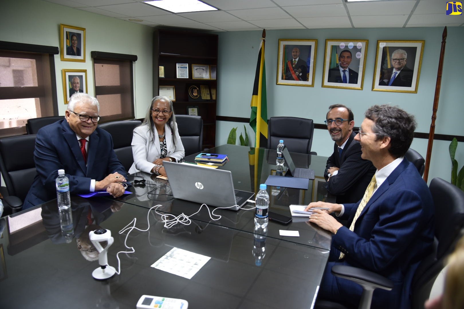 PHOTOS: Minister Samuda Meets with World Bank Executives