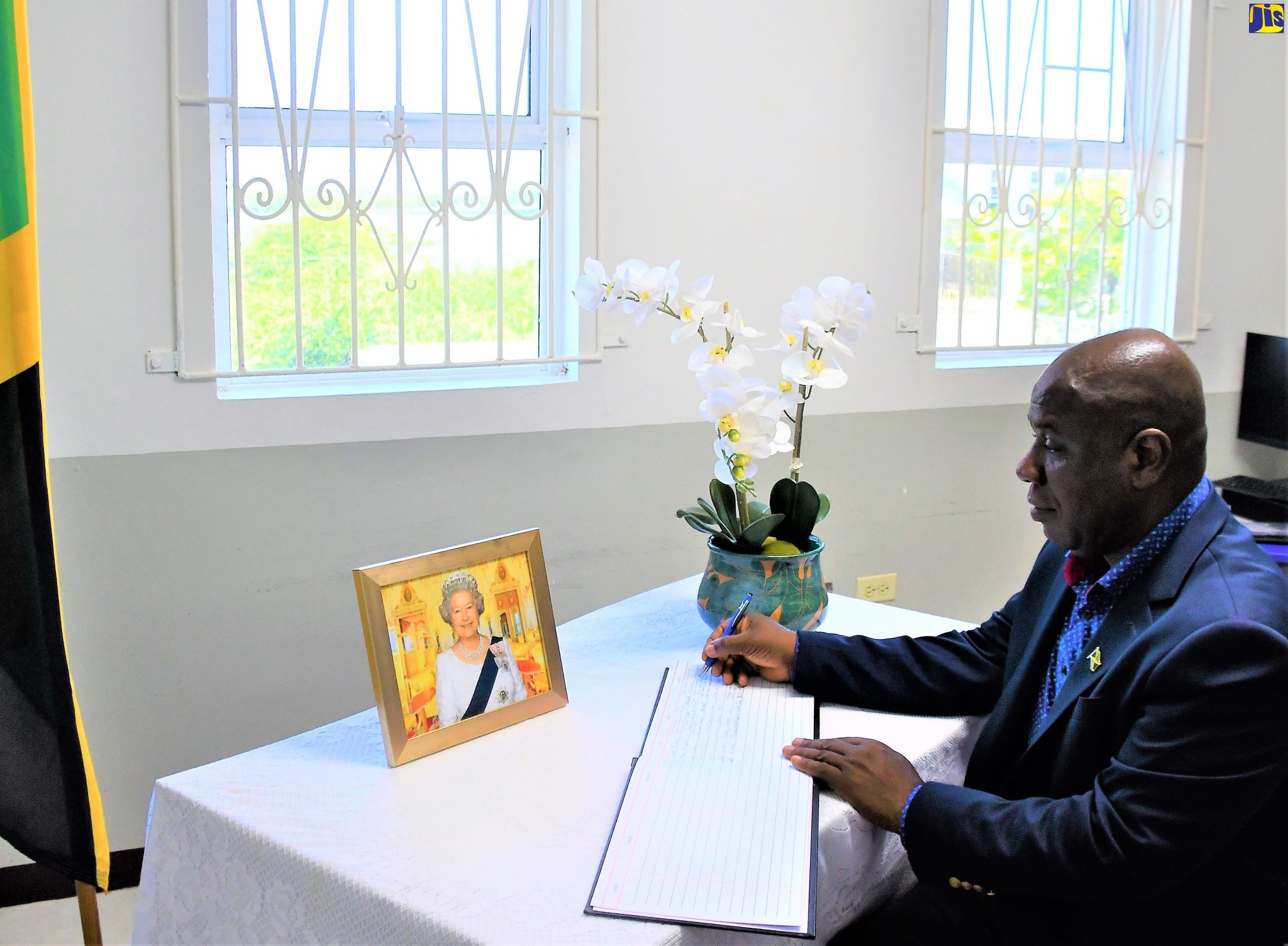 Trelawny Pays Respects to Her Majesty, The Queen