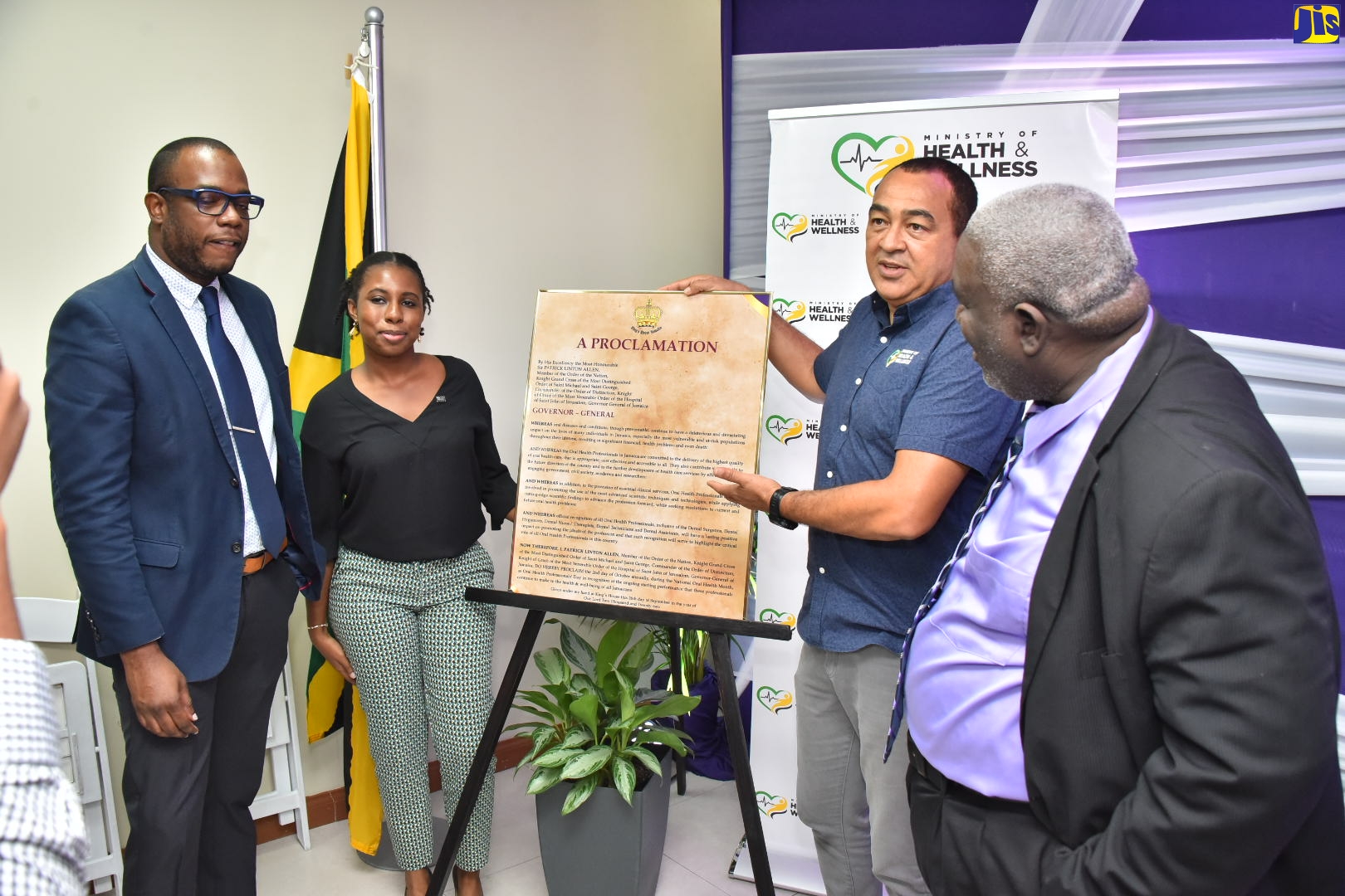 Health Minister Wants More Emphasis on Dental Decay Prevention