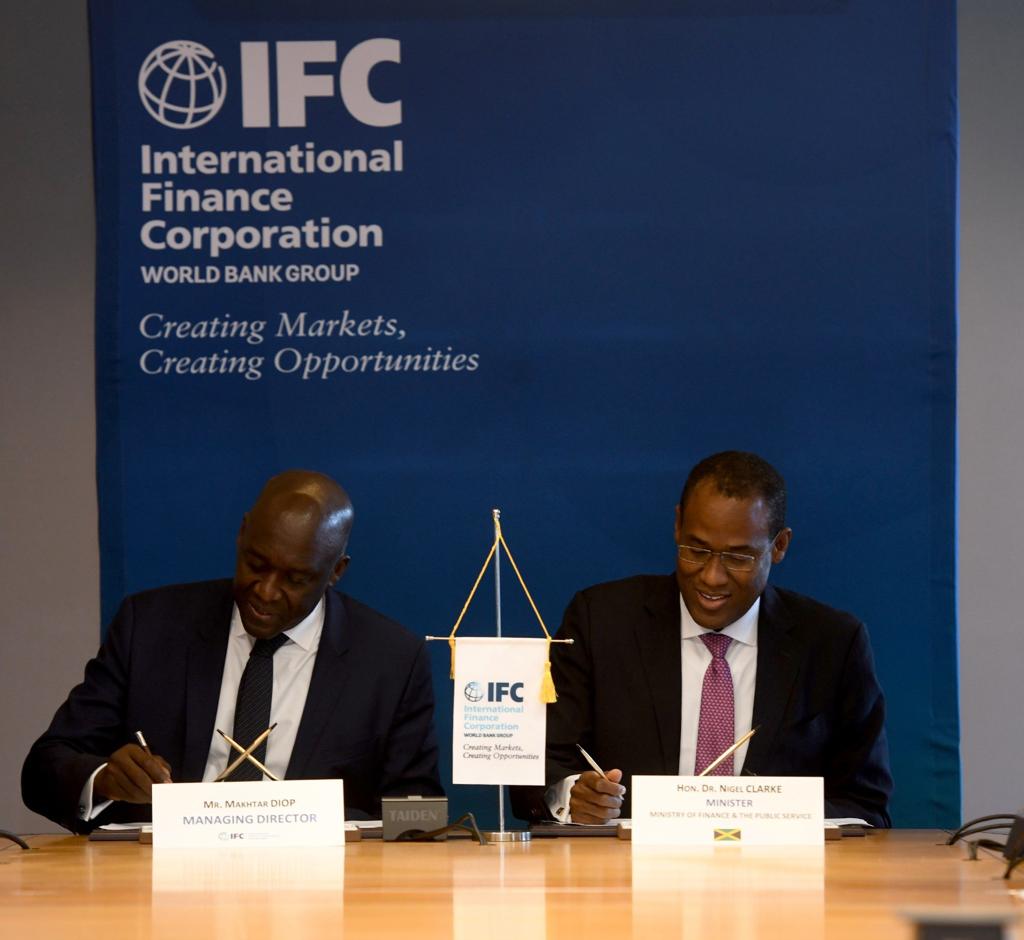 Jamaica Signs Financial Advisory Services Agreement with the IFC