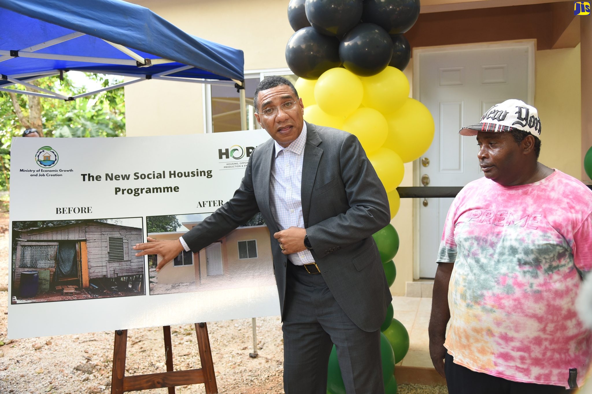 PHOTOS: PM Hands Over 100th Unit Under NSHP In Cudjoe’s Hill