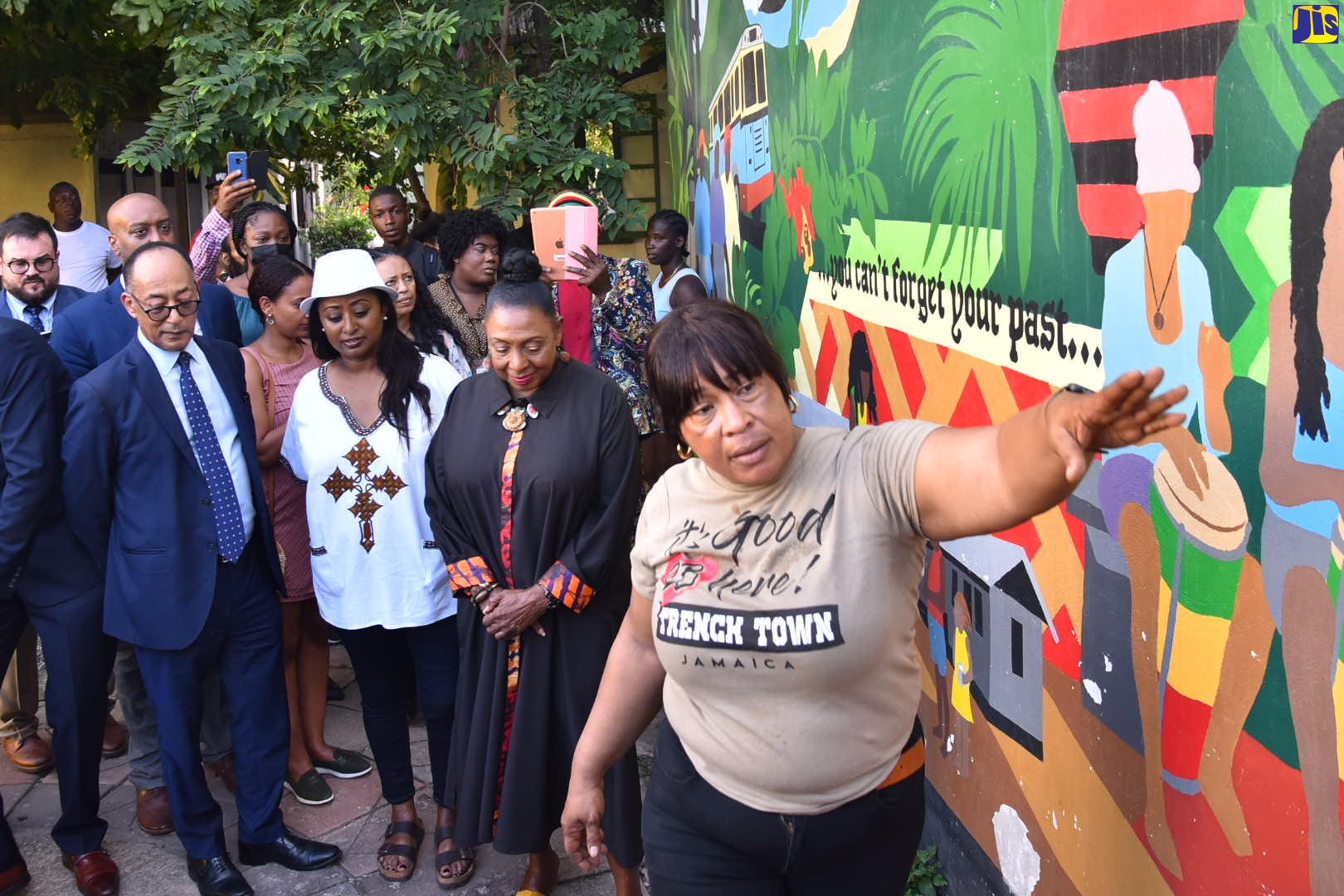 Jubilant Welcome for Ethiopian Prince at Culture Yard