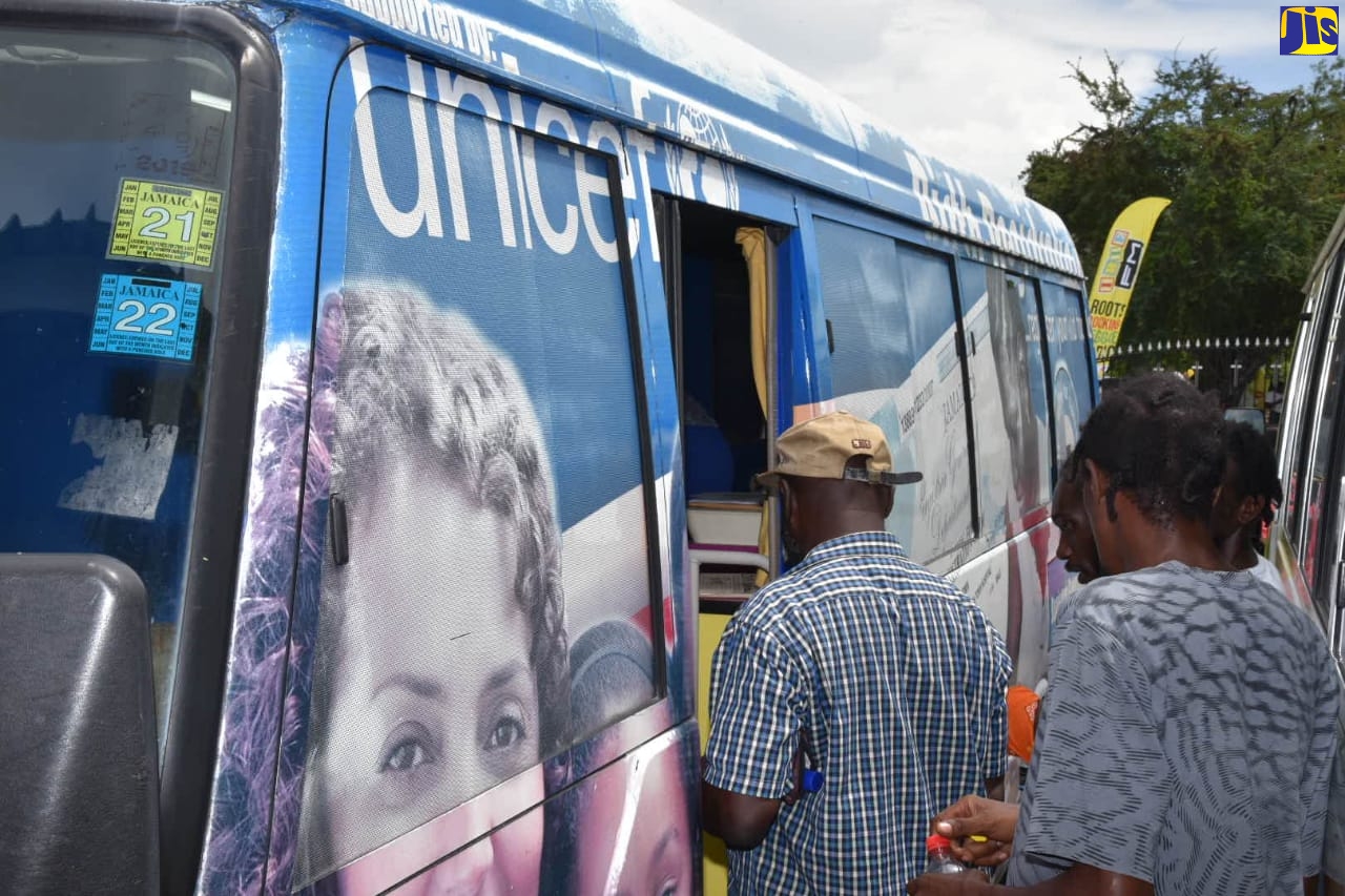 PHOTOS: Gov’t Mobile Services Fair in Clarendon