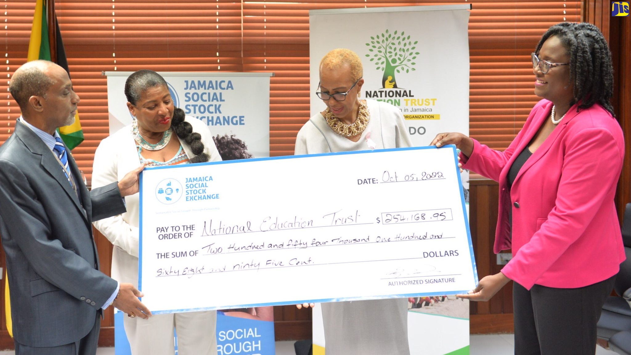 Social Stock Exchange Hands Over Funds to Education Ministry and Two NGOs