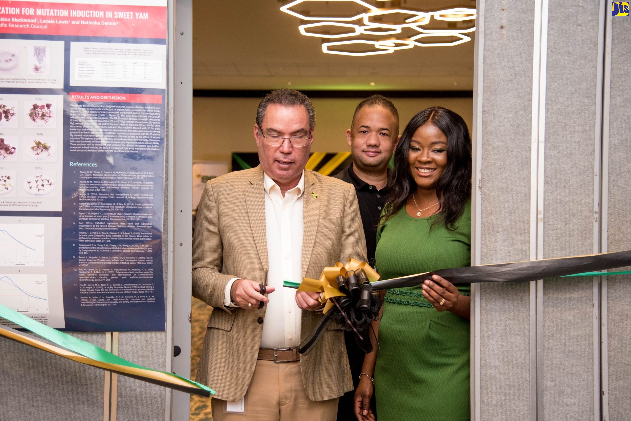 Minister Calls for Greater Investments in Research and Innovations