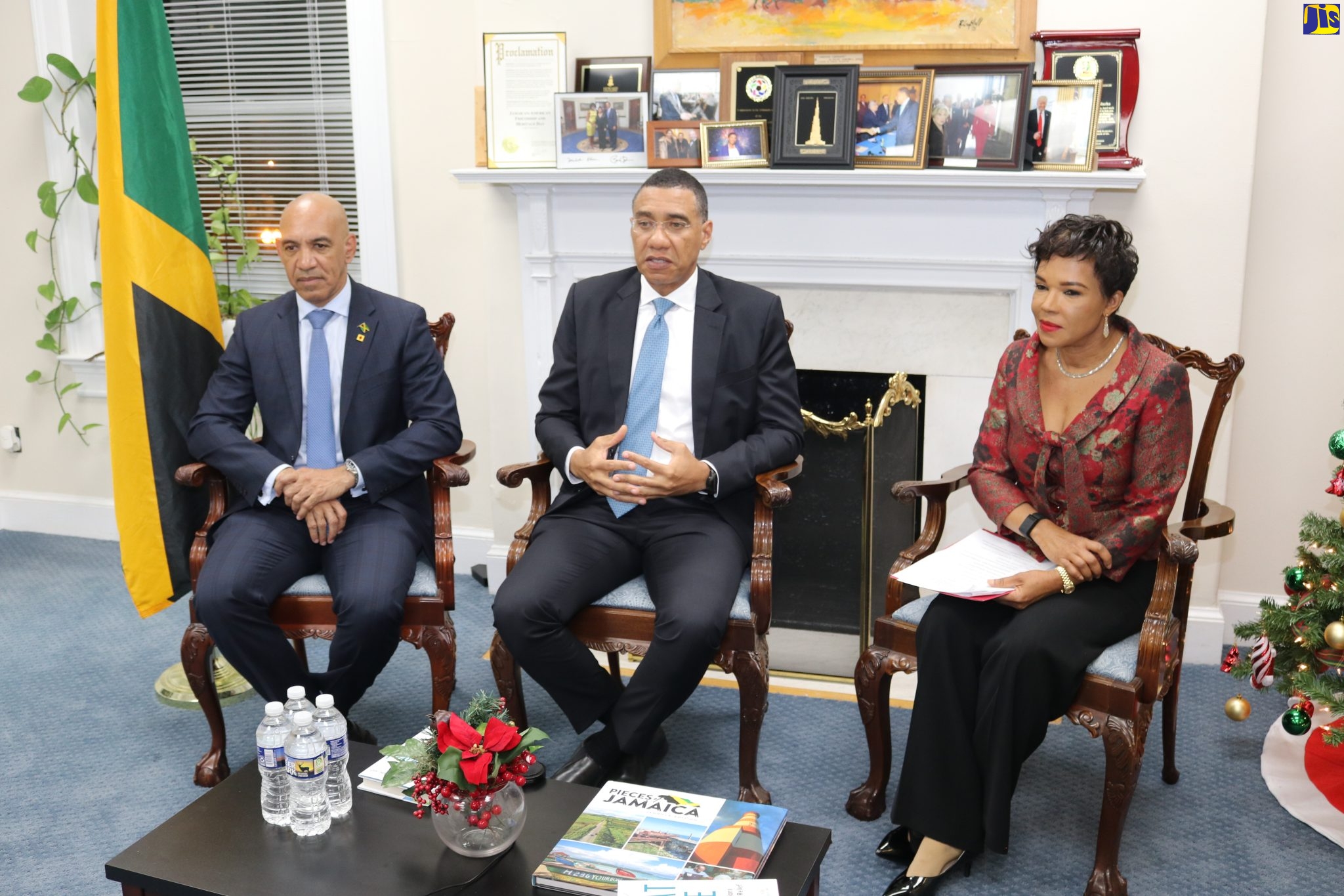 PHOTOS: PM Visits Jamaican Embassy in Washington DC