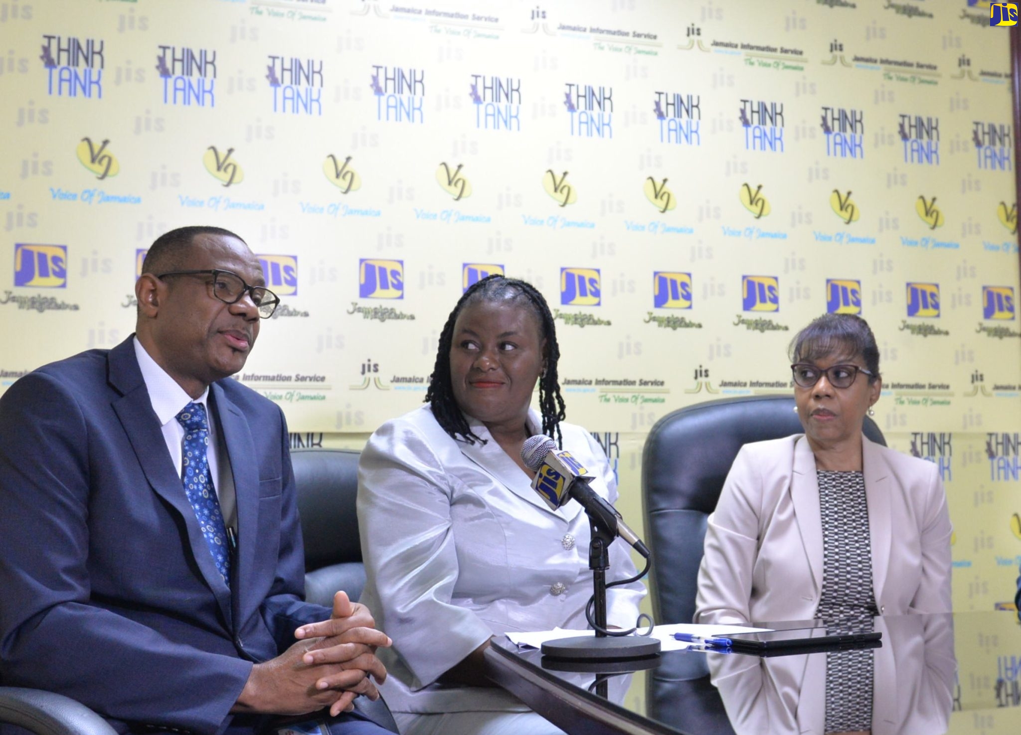 Deputy Director General, External Cooperation Management and Project Development, Planning Institute of Jamaica (PIOJ), Barbara Scott, issues an appeal to ministries, departments and agencies (MDAs) to take advantage of the Canada-CARICOM Expert Deployment Mechanism (CCEDM), at a recent JIS ‘Think Tank’.