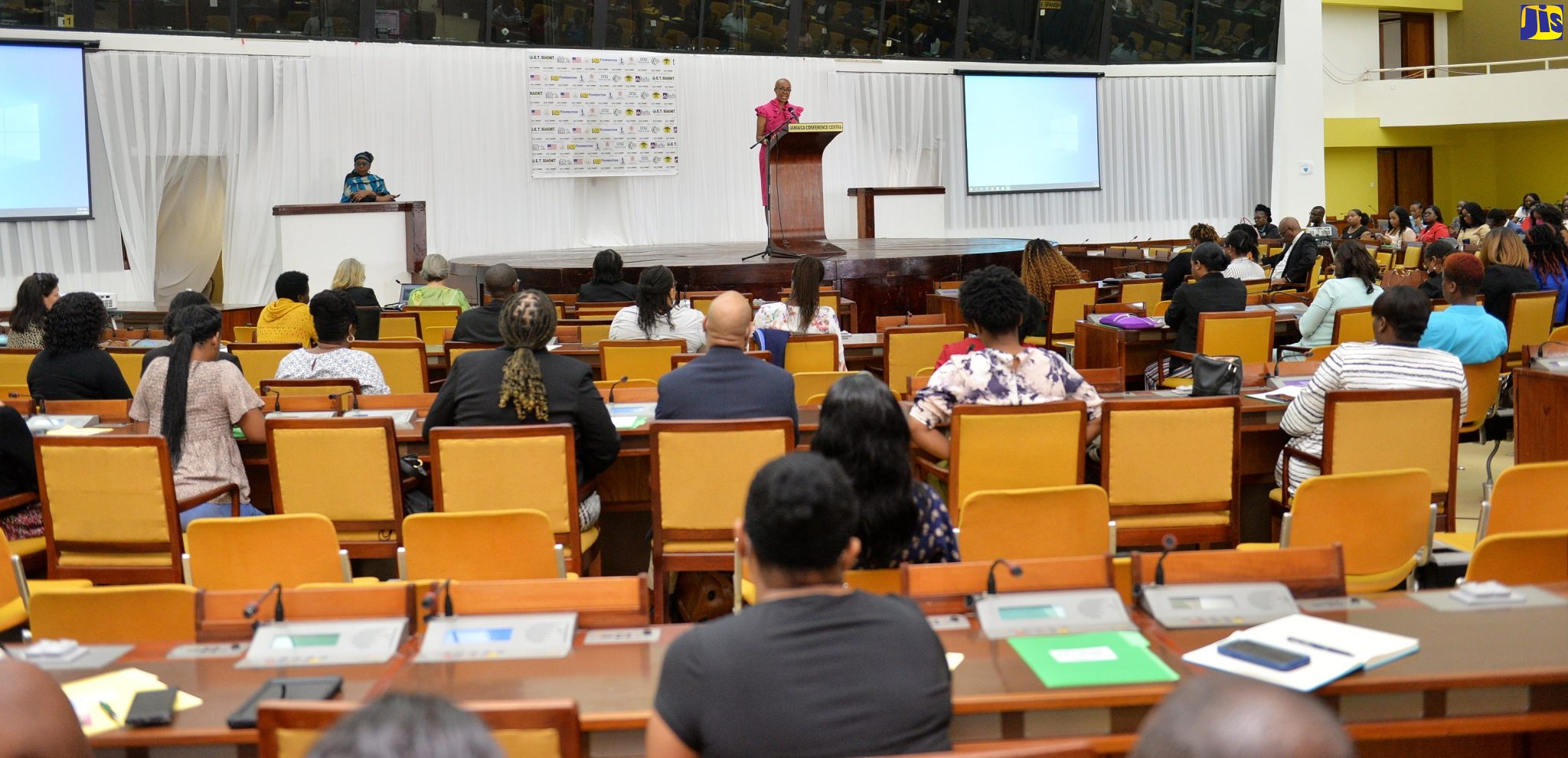 PHOTOS: Education and Youth Minister attends Global Education Teacher Summit