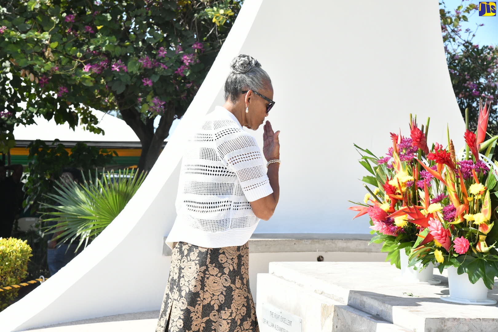 PHOTOS: Floral Tribute for Sir Alexander Bustamante