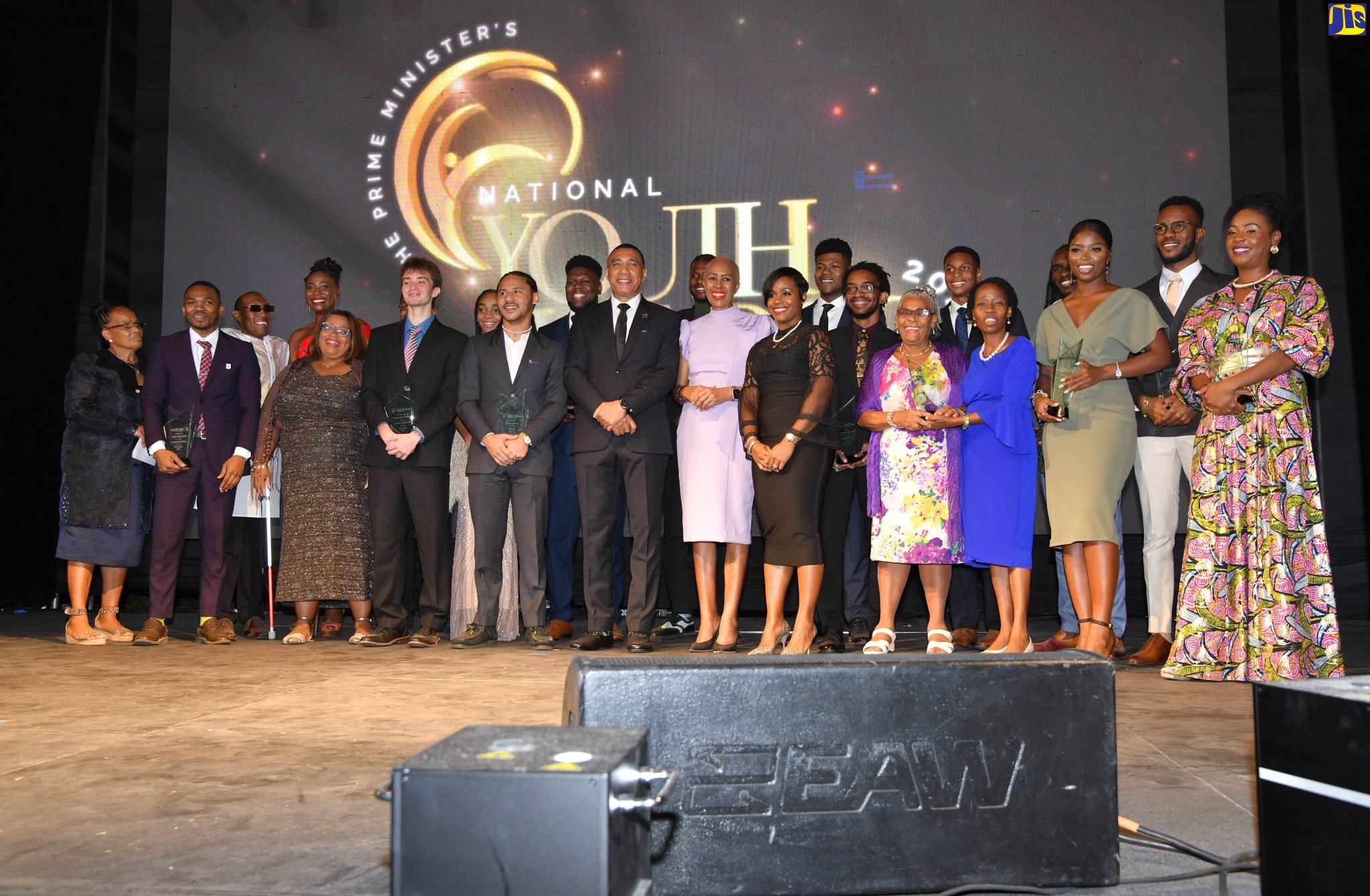 19 Receive PM’s Youth Award for Excellence