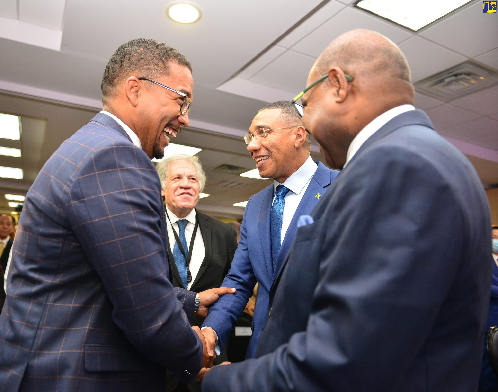 PM Encourages Deepening of Tourism and Trade Links Between Caribbean and Africa