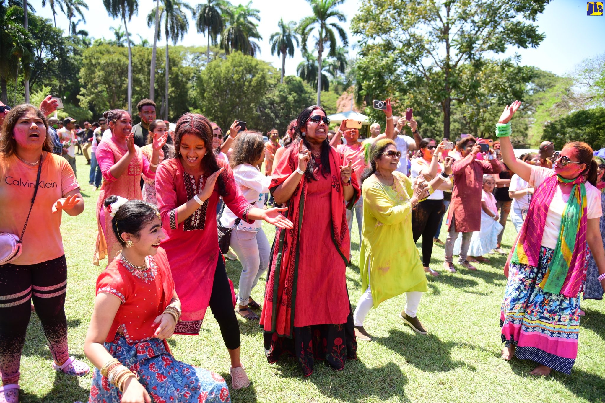 Hundreds Adorned in Colours at Holi Festival