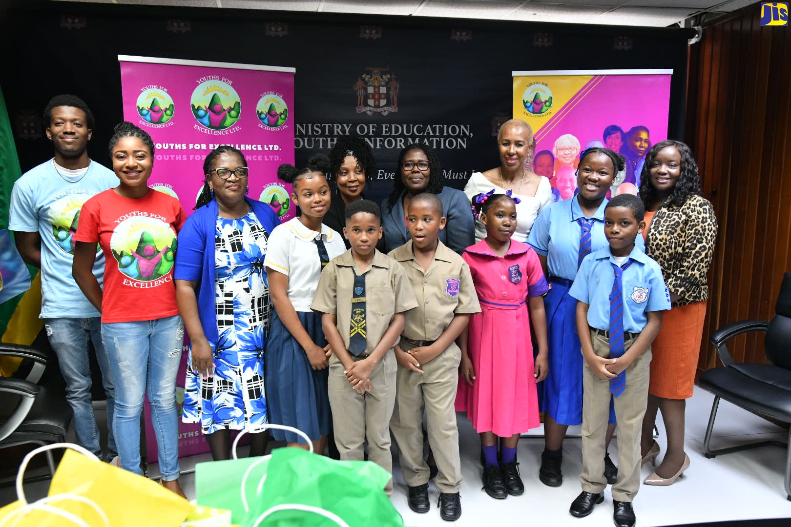 PHOTOS: Toots Foundation Presents Tablets to Students