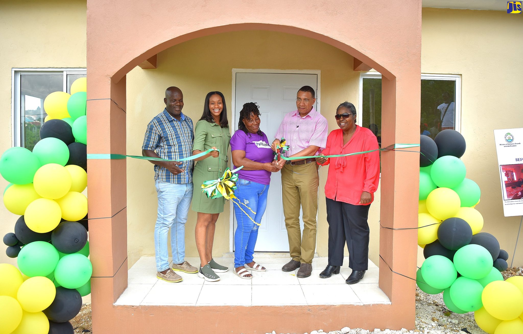 Over 523 Persons Benefit Under the New Social Housing Programme