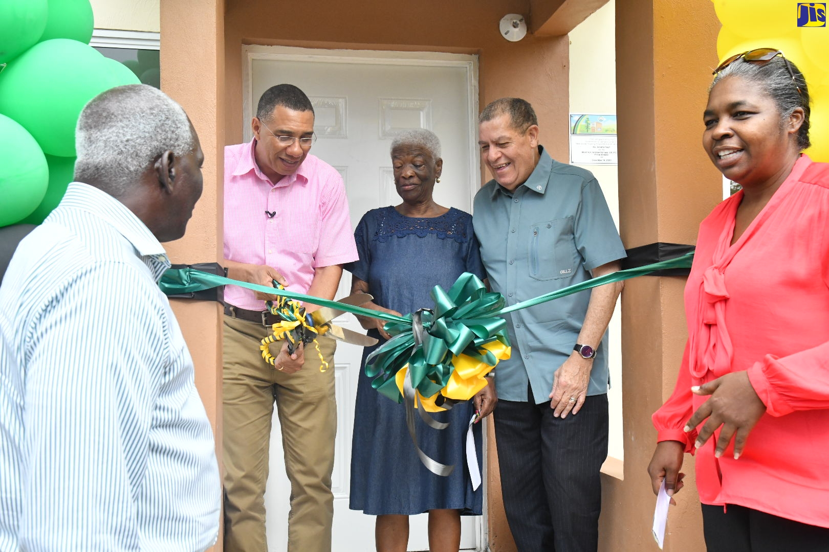 PHOTOS: PM Hands Over Housing Units in Manchester – Jamaica Information ...