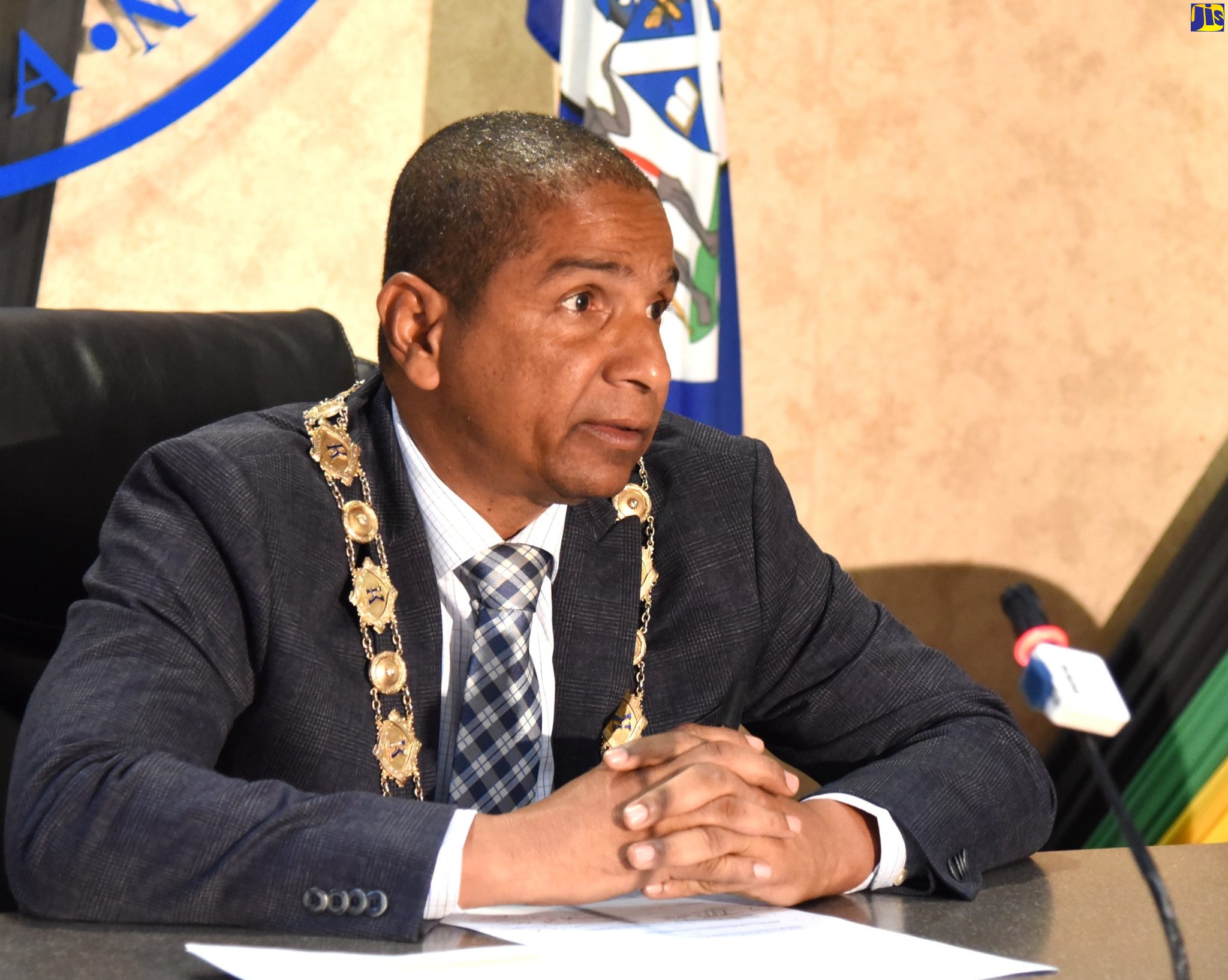 Mayor of Kingston, Senator Councillor Delroy Williams, addresses the monthly meeting of the Kingston and St. Andrew Municipal Corporation, held at the Corporation’s offices on Church Street in downtown Kingston, on April 11.

