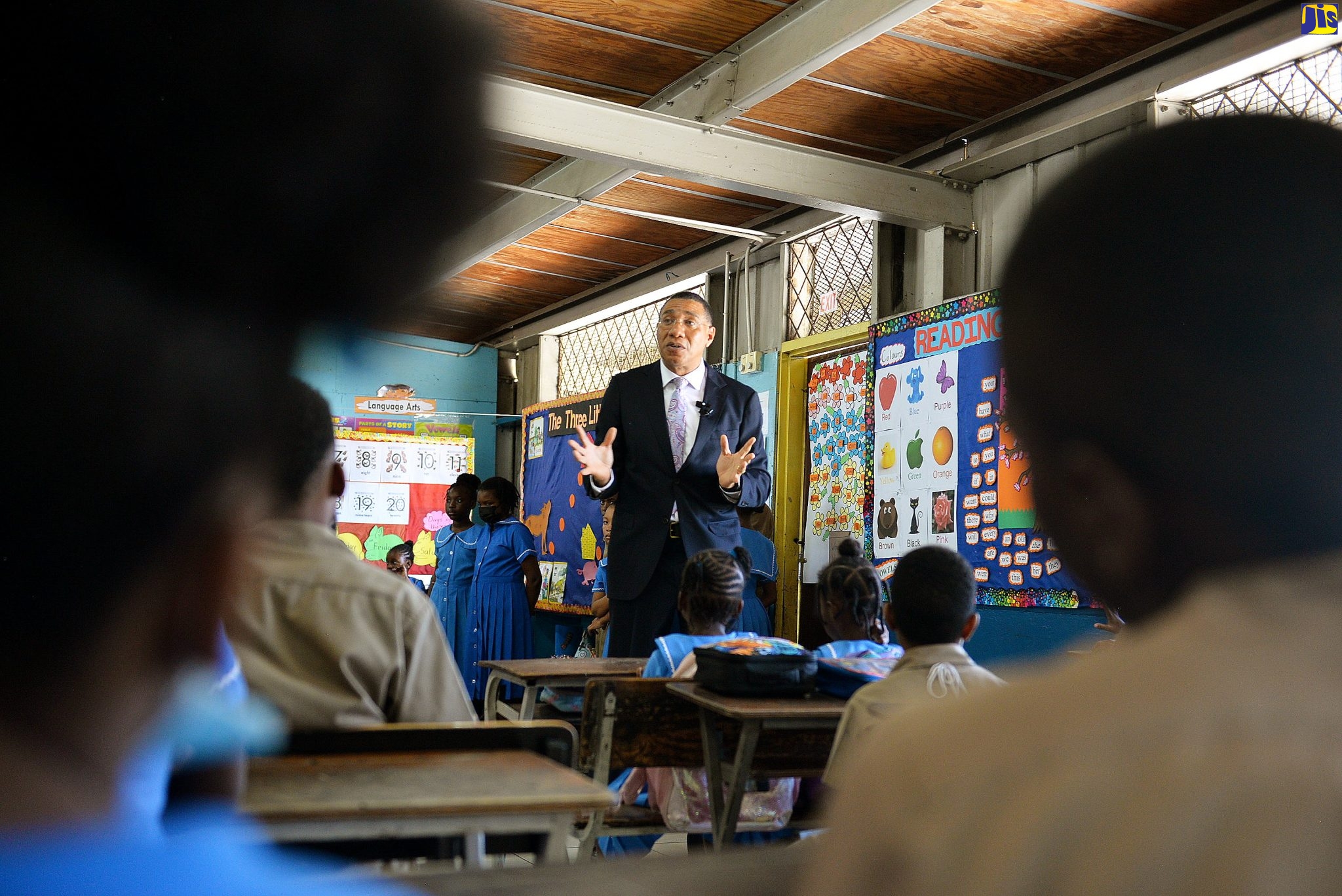 Prime Minister Holness Reads to Students