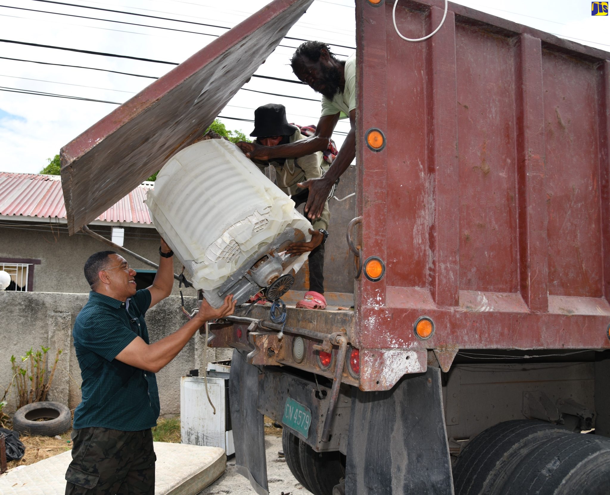 Olympic Gardens Health Centre’s Waiting Area Paved for Labour Day