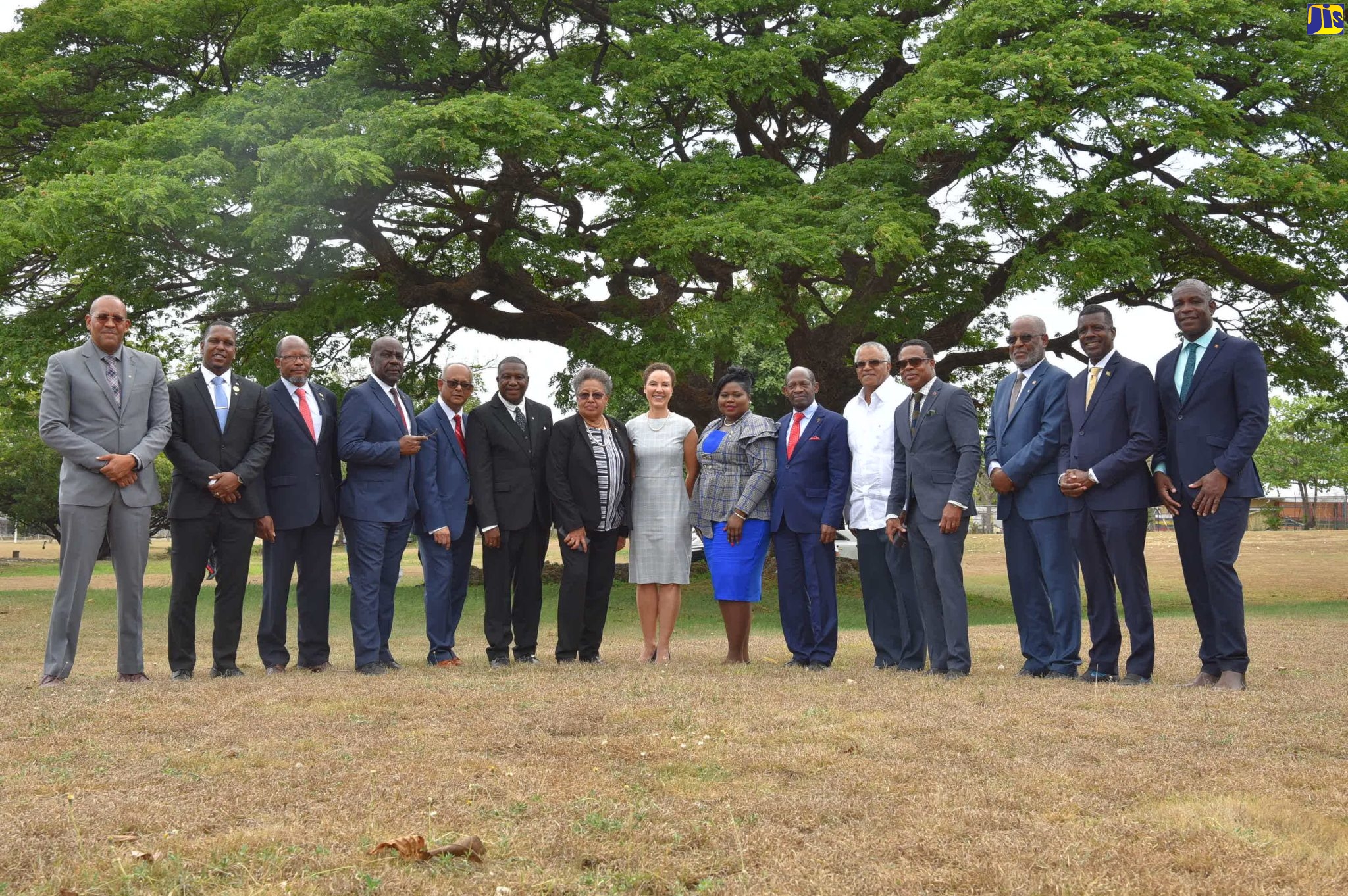 Minister of Foreign Affairs and Foreign Trade, Senator the Hon. Kamina Johnson Smith (centre), with the Ministers attending the 26th Meeting of the Caribbean Community’s Council for Foreign and Community Relations (COFCOR), after participating in a commemorative tree-planting ceremony on the grounds of the Office of the Prime Minister on May 16.