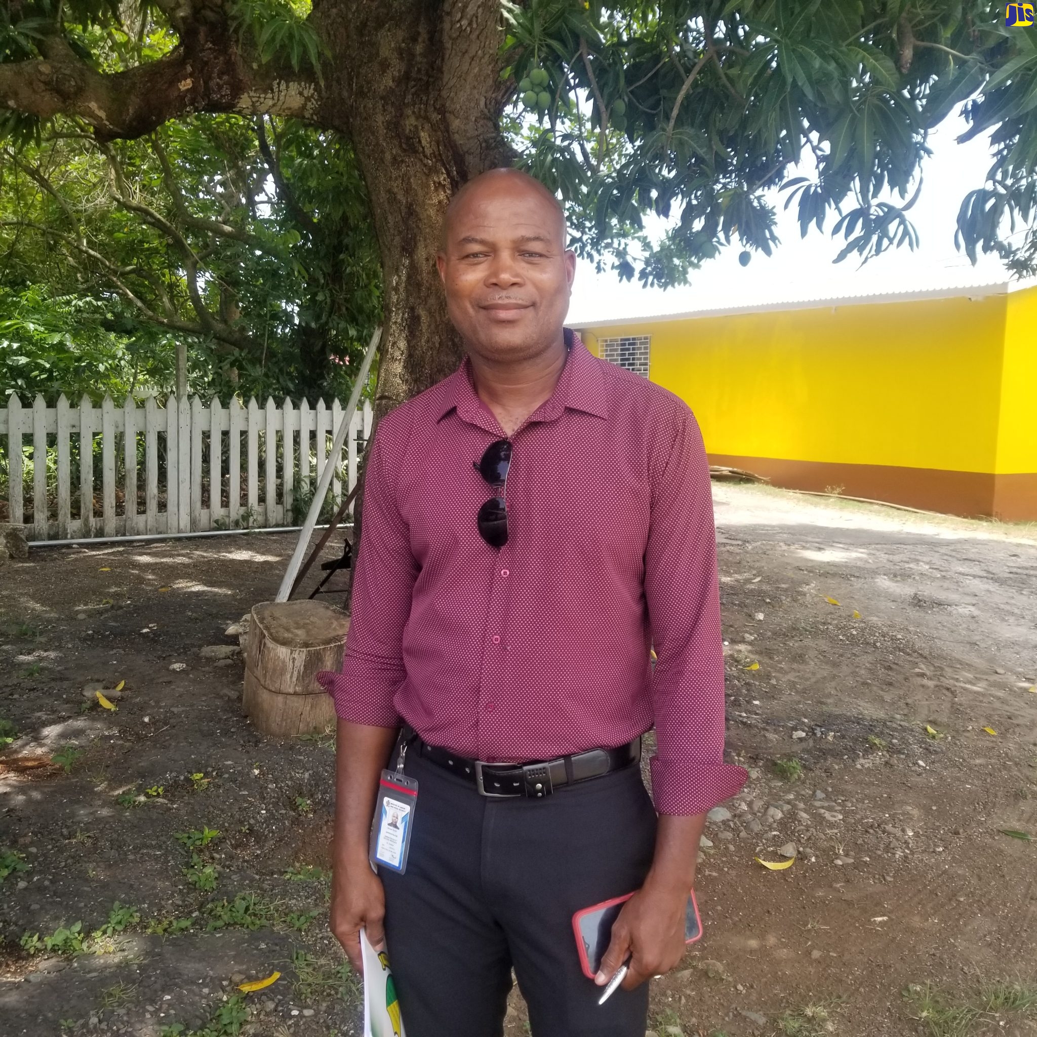 Acting Manager at the Ministry of Labour and Social Security’s St. Thomas office, Othniel Smith.