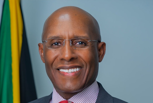 Industry Minister Highlights Low Unemployment Rate