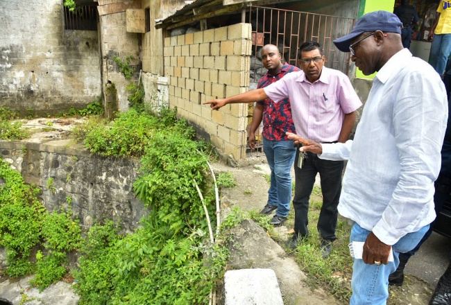 Minister Warmington Tours St. Mary Western