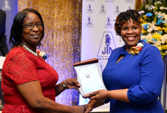 Long-Serving Educators Honoured