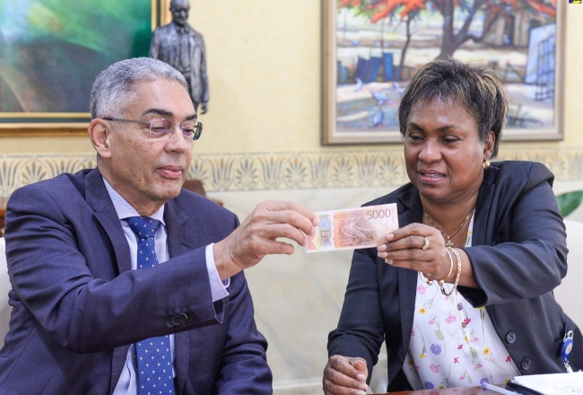 Longer Lifespan for New Banknotes