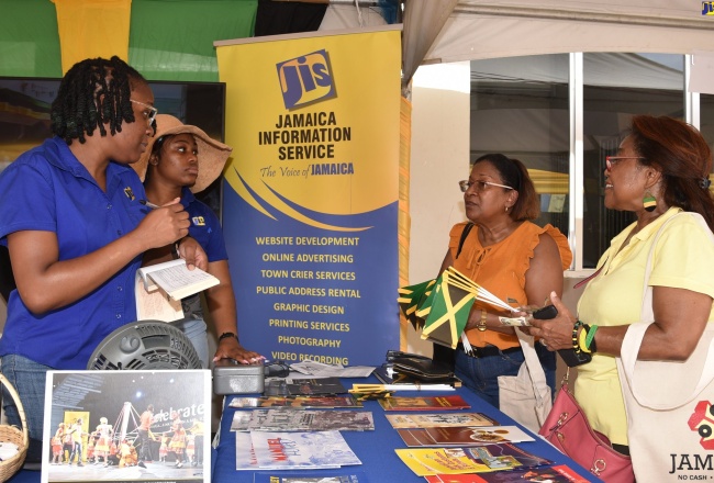 ‘Augus’ Mawnin Market’ Kicks Off Week-Long Emancipation and Independence Celebrations