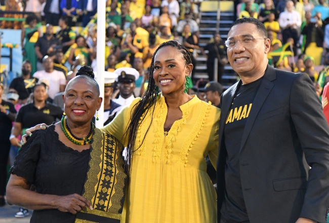 Thousands of Jamaicans Celebrate at Grand Gala
