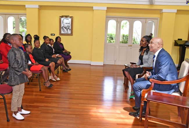 PHOTOS: Little Genius Competition Contestants Call on G-G