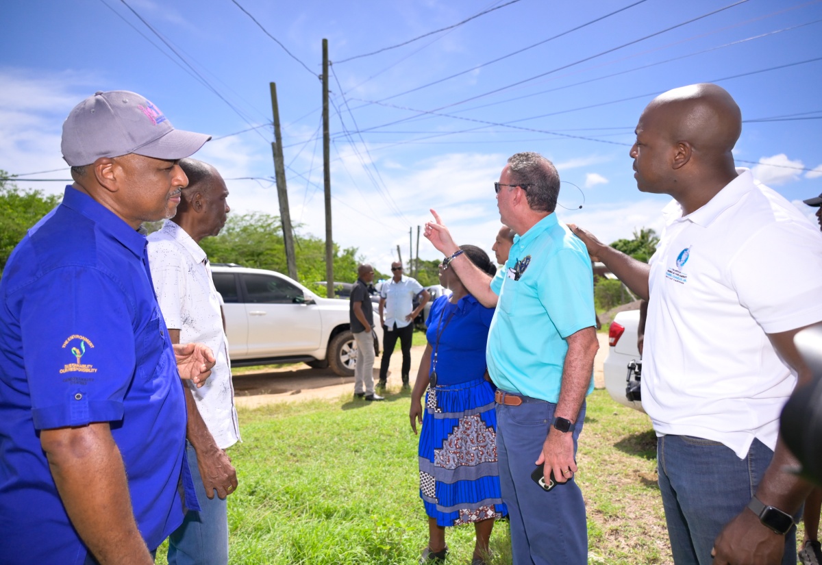 Houses of More Than 200 Residents of Clarendon South East to be Wired