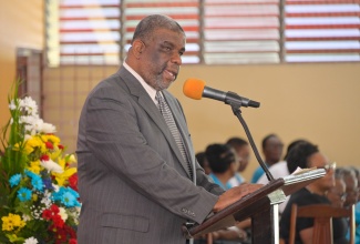 Regional Director, South East Regional Health Authority, Errol Greene, brings greetings during the Bustamante Hospital for Children’s 60th Anniversary Thanksgiving Service at the Boulevard Baptist Church in Kingston on Sunday (November 5).
