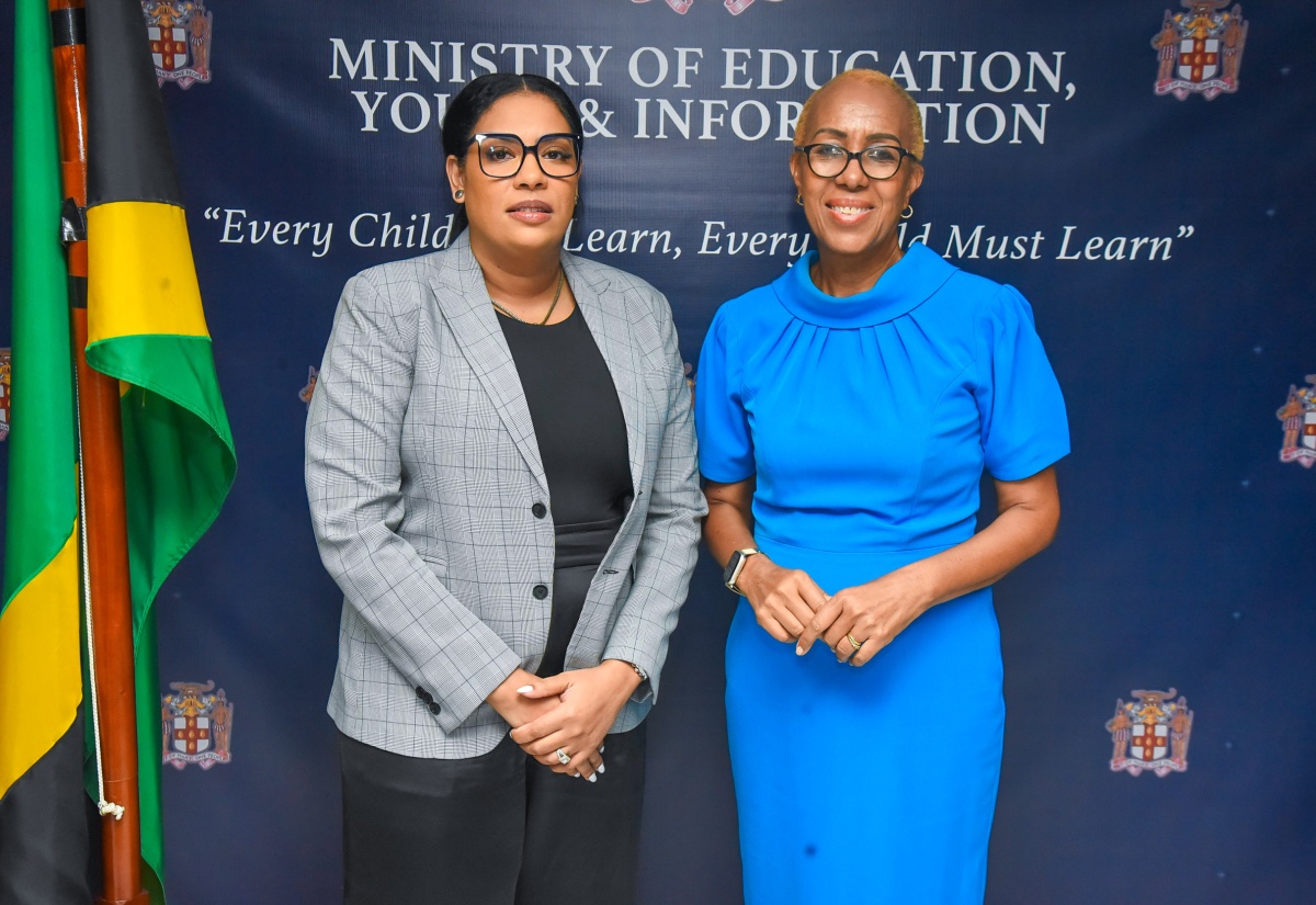 PHOTOS: JISA President-Elect Calls on Education Minister