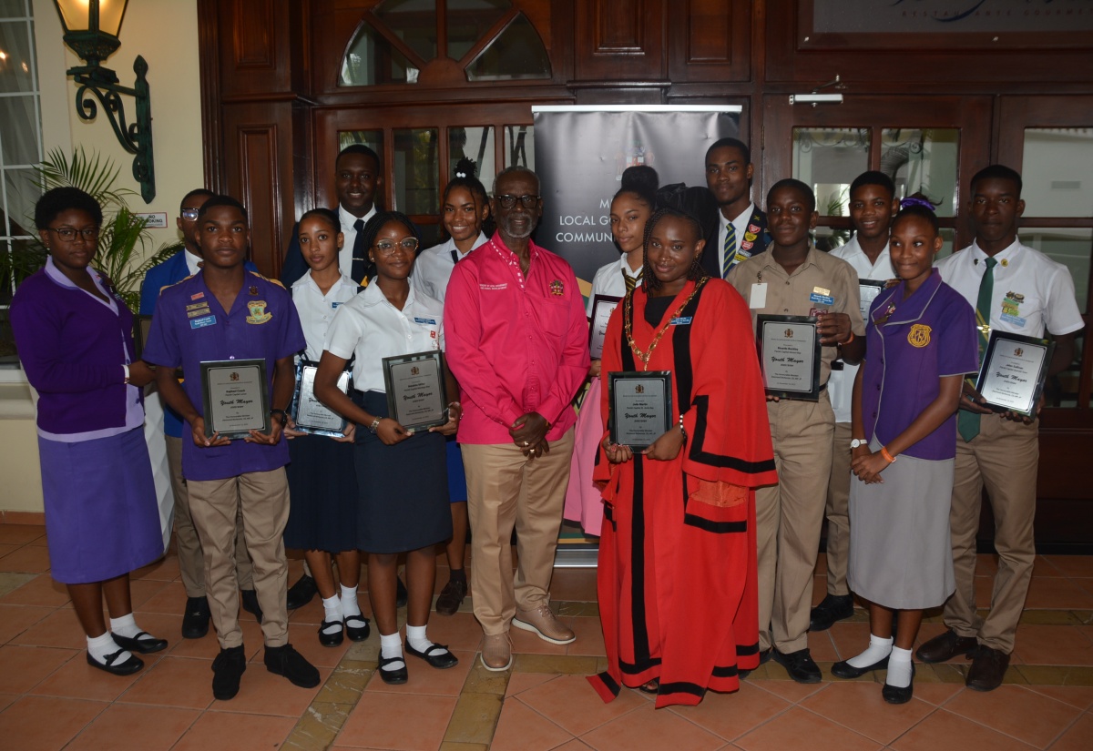 Young Leaders from Municipal Corporations Take Part in Youth Mayors’ Forum