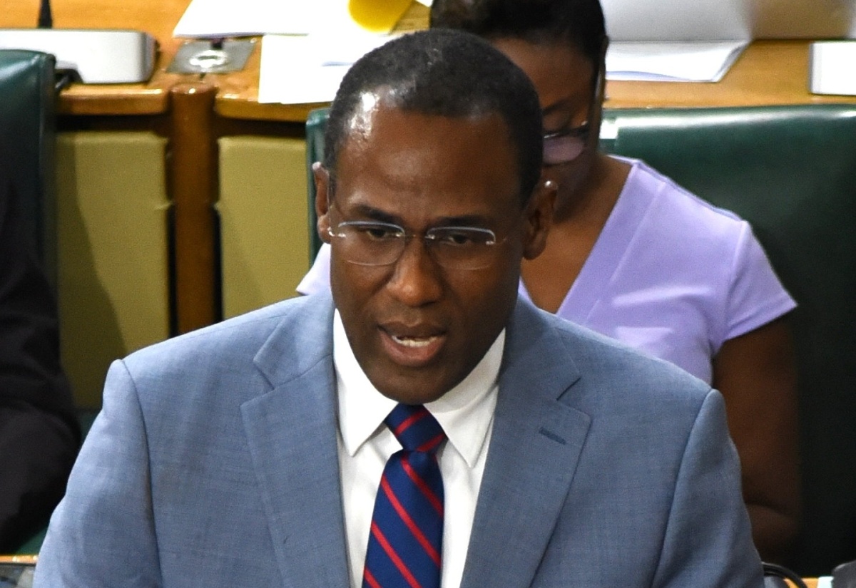 Gov’t Announces Temporary Reduction in JUTC Fares