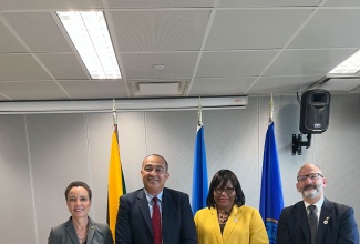 Dr. Crissa Etienne (2nd right) is pictured with (from left to right) Minister of Foreign Affairs & Foreign Trade, Senator the Hon. Kamina Johnson-Smith, Health & Wellness Minister, Dr. the Hon. Christopher Tufton, MP and PAHO/WHO Country Representative to Jamaica, Mr. Ian Stein during her official visit to Jamaica in July 2022. 