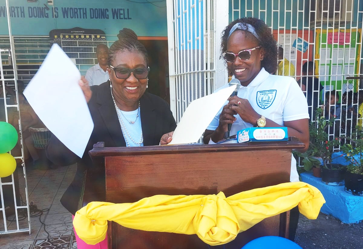 Jamaican-Born UK Mayor Urges Students to Strive for Greatness