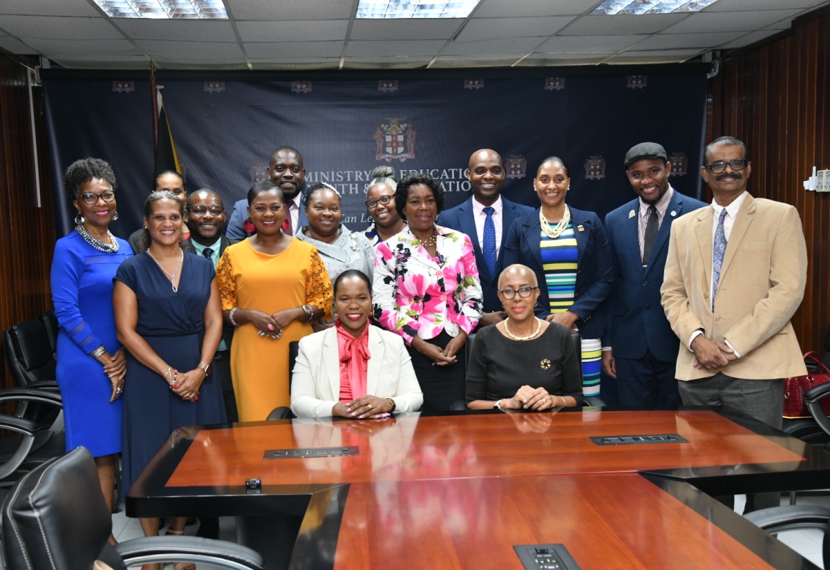 PHOTO: Minister Williams Meets Finalists in the LASCO/MOEY Principal and Teacher of the Year Competition