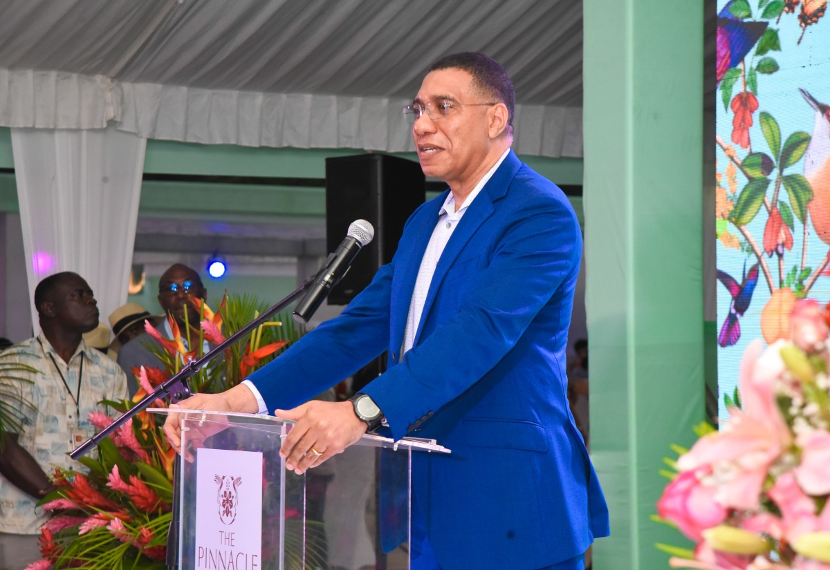 PM Announces Social Housing for Tourism Workers
