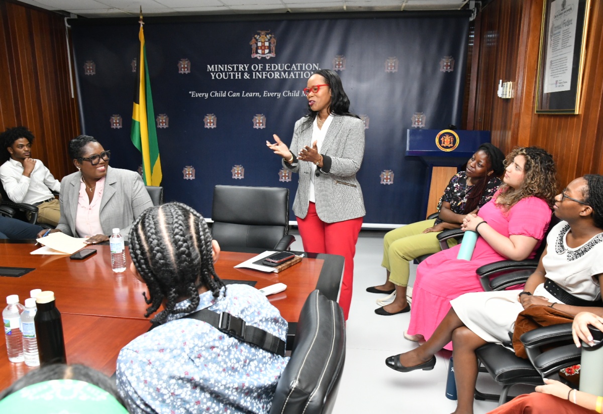 PHOTOS: Delegation from Boston College Visits Education Ministry