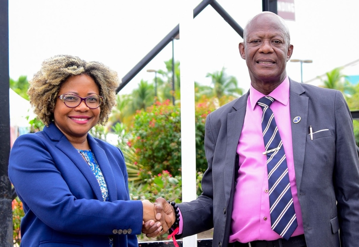 USF Launches Portmore Public Wi-Fi Service in St. Catherine