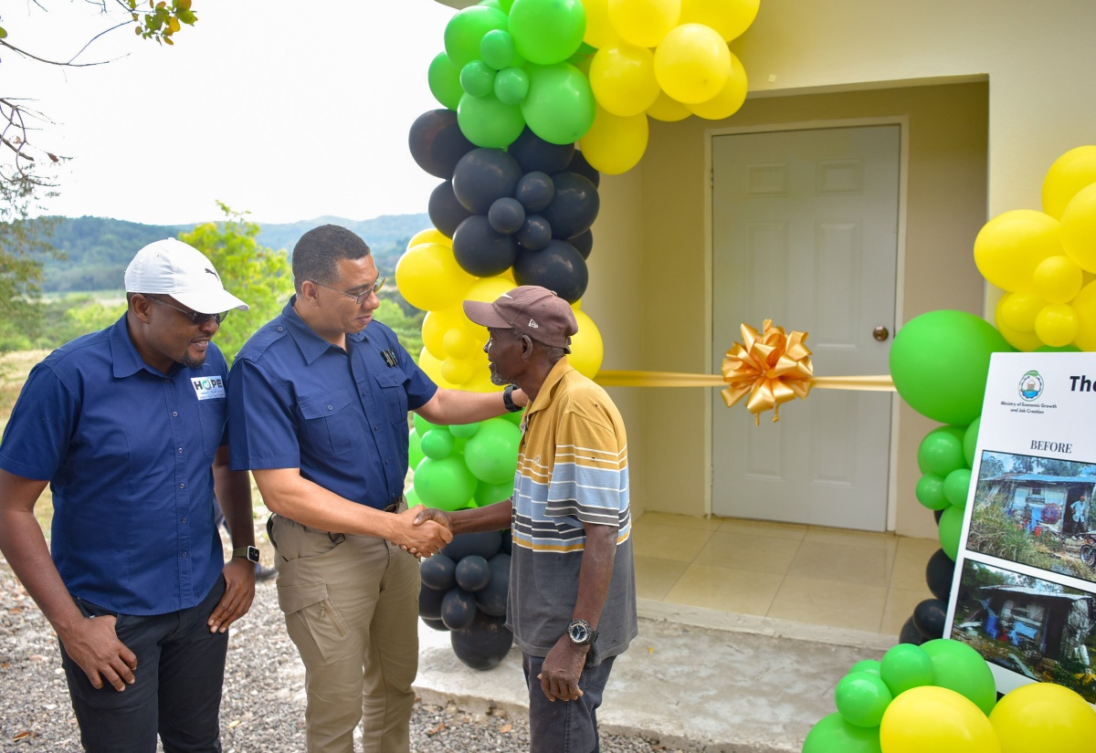 Beneficiaries of NSHP Empowered to Break Intergenerational Hardship – PM