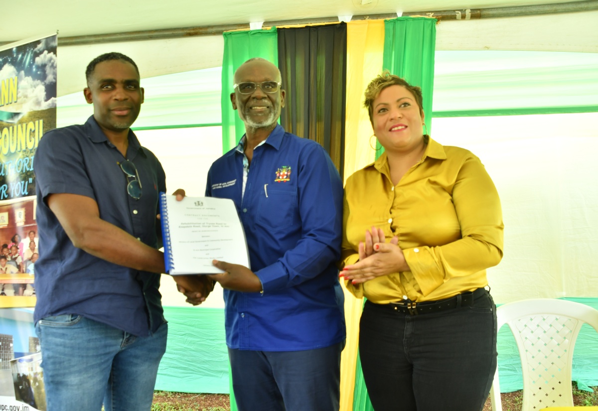 Gov’t Building Good Quality Roads – Minister Mckenzie