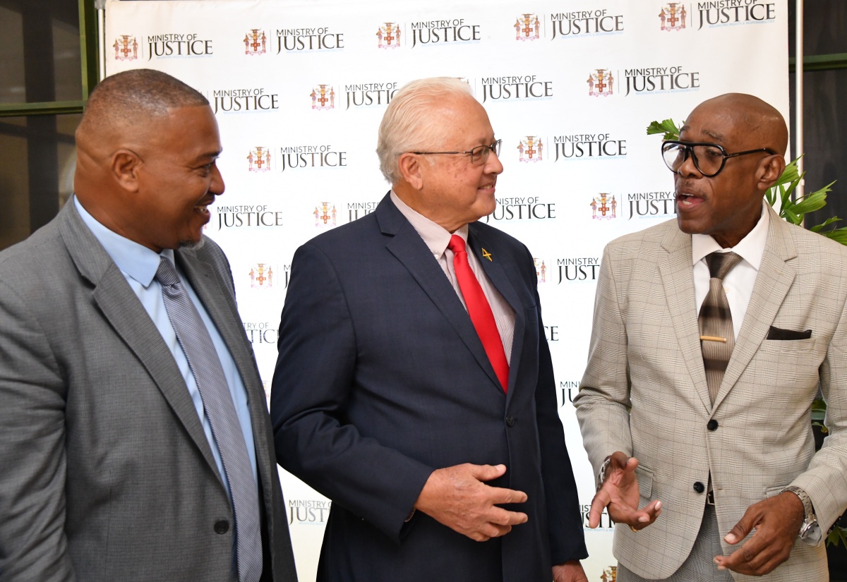 All Informers Are Heroes – Minister Chuck